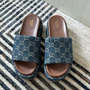 GUCCI denim platform sandal